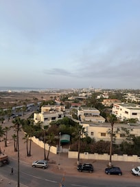 Sublime vue de la chambre du quartier Aïn Diab