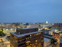 Toller Ausblick auf die Stadt von der Dachterrasse