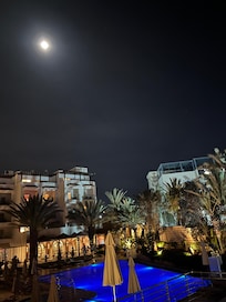 Vue de notre suite la nuit: magnifique