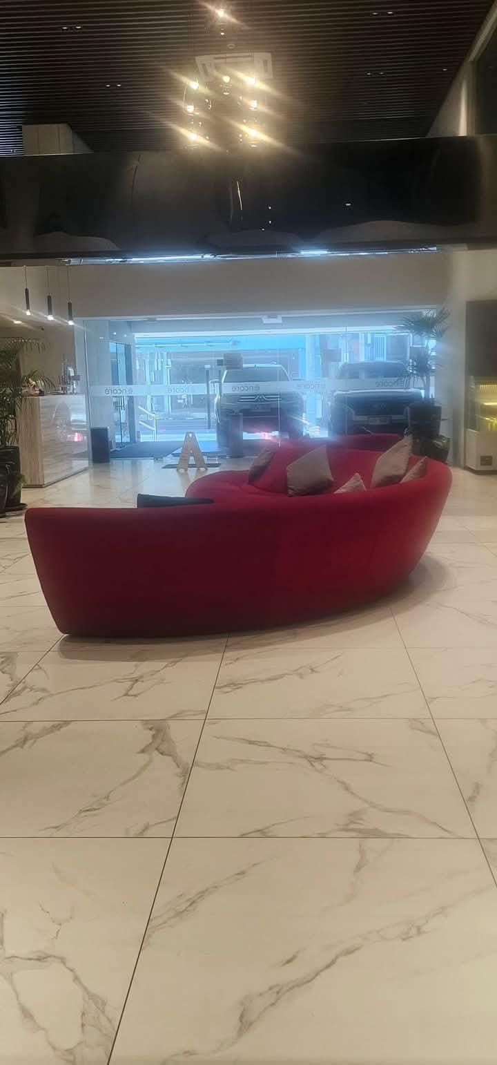 This is the actual reception area as opposed to what they advertised in the site! Completely deceptive