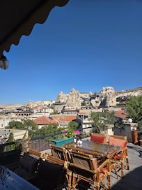 Roof top view and restaurant