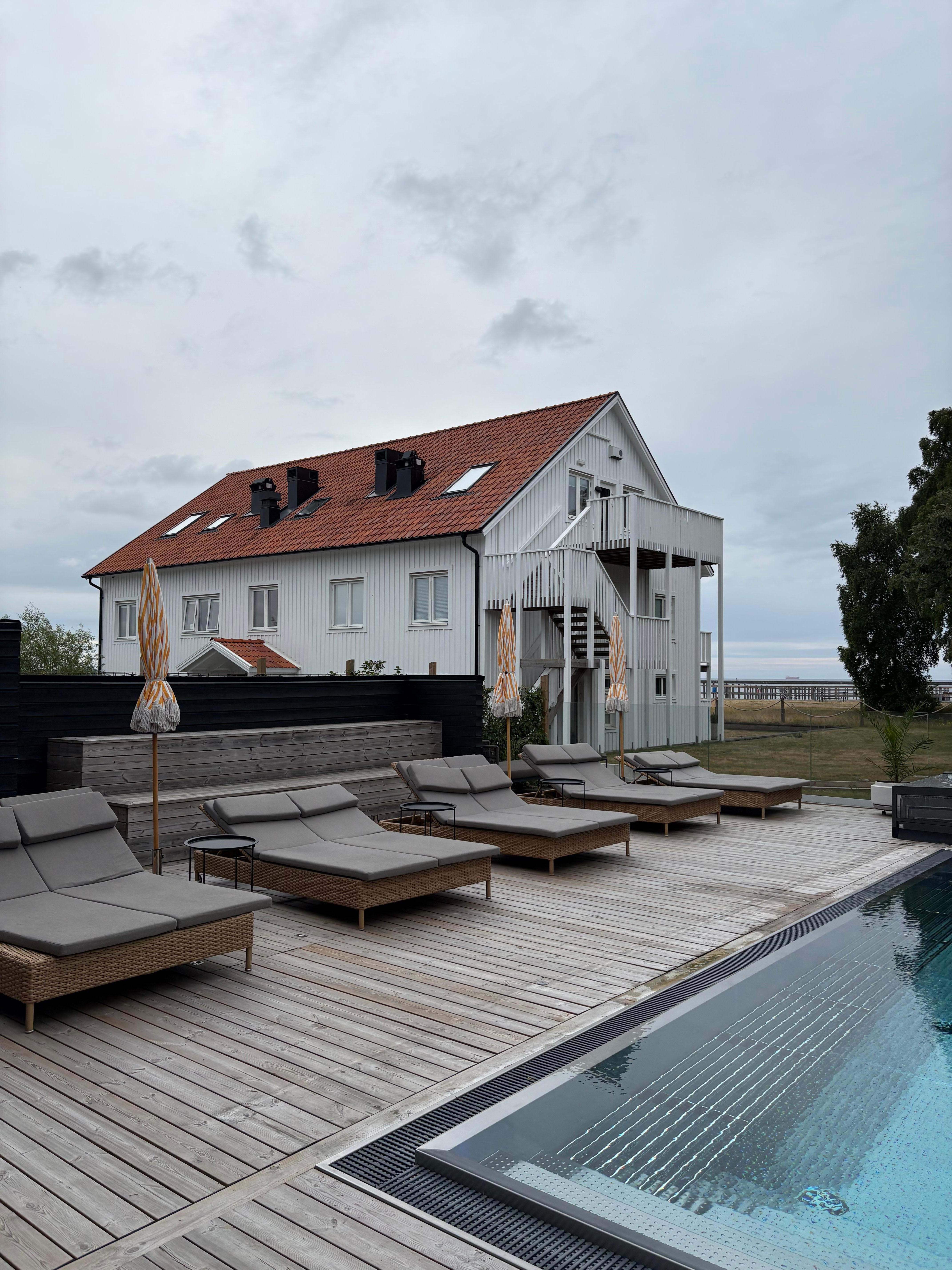 Hotellbyggnaden från Spa området