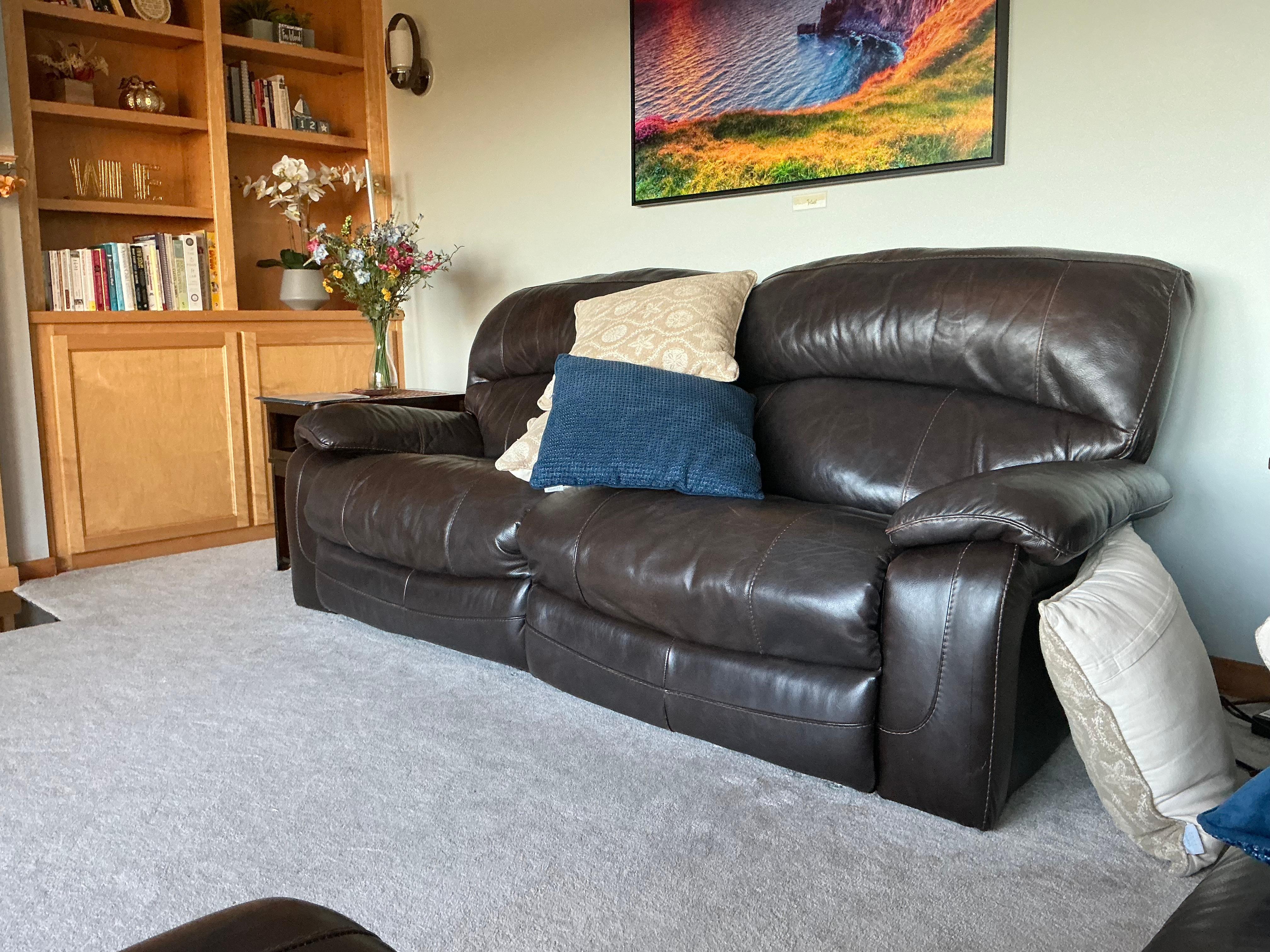 They had the pillow nicely arranged… there are two of these!