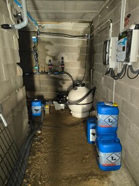 Local technique sous vide sanitaire totalement inondée
Eau et électricité ne font pas bon ménage