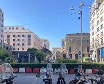 The Gallerie from our table during Aperitivi at a quality locals and tourists restaurant on our block. It is just one more block to the Piazza del Duomo -without the crowds.