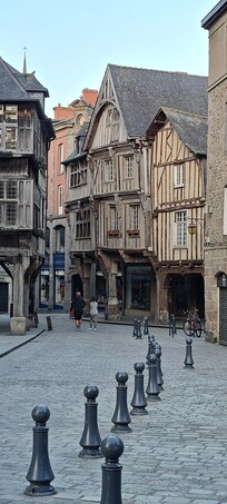 Old Town View, short walk
