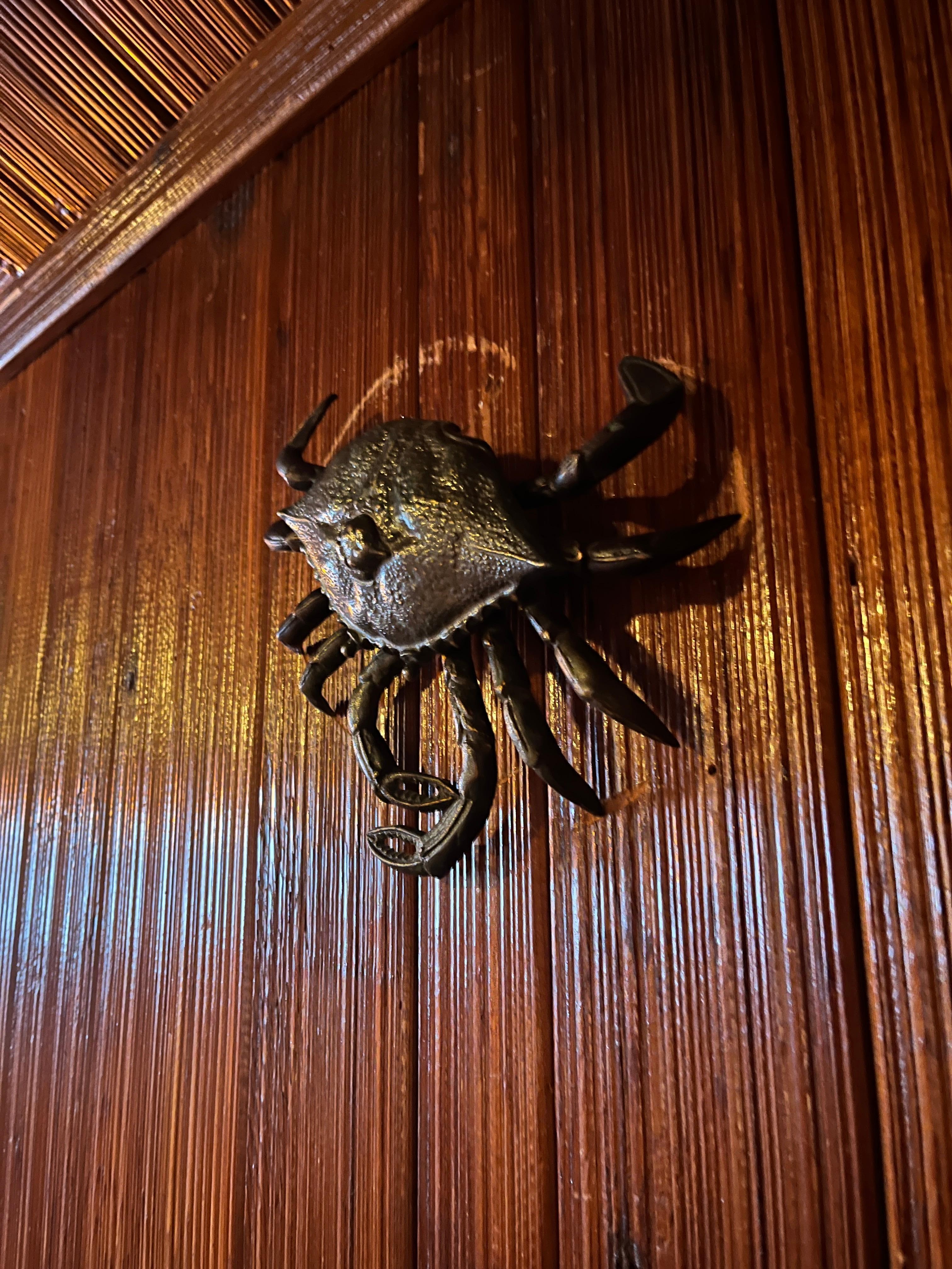 Hidden Murphy bed pully