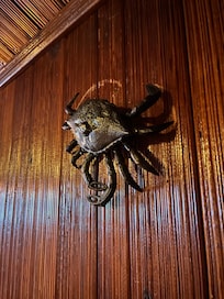 Hidden Murphy bed pully