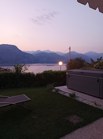 View to Lago Garda. To the right the jacuzzi.