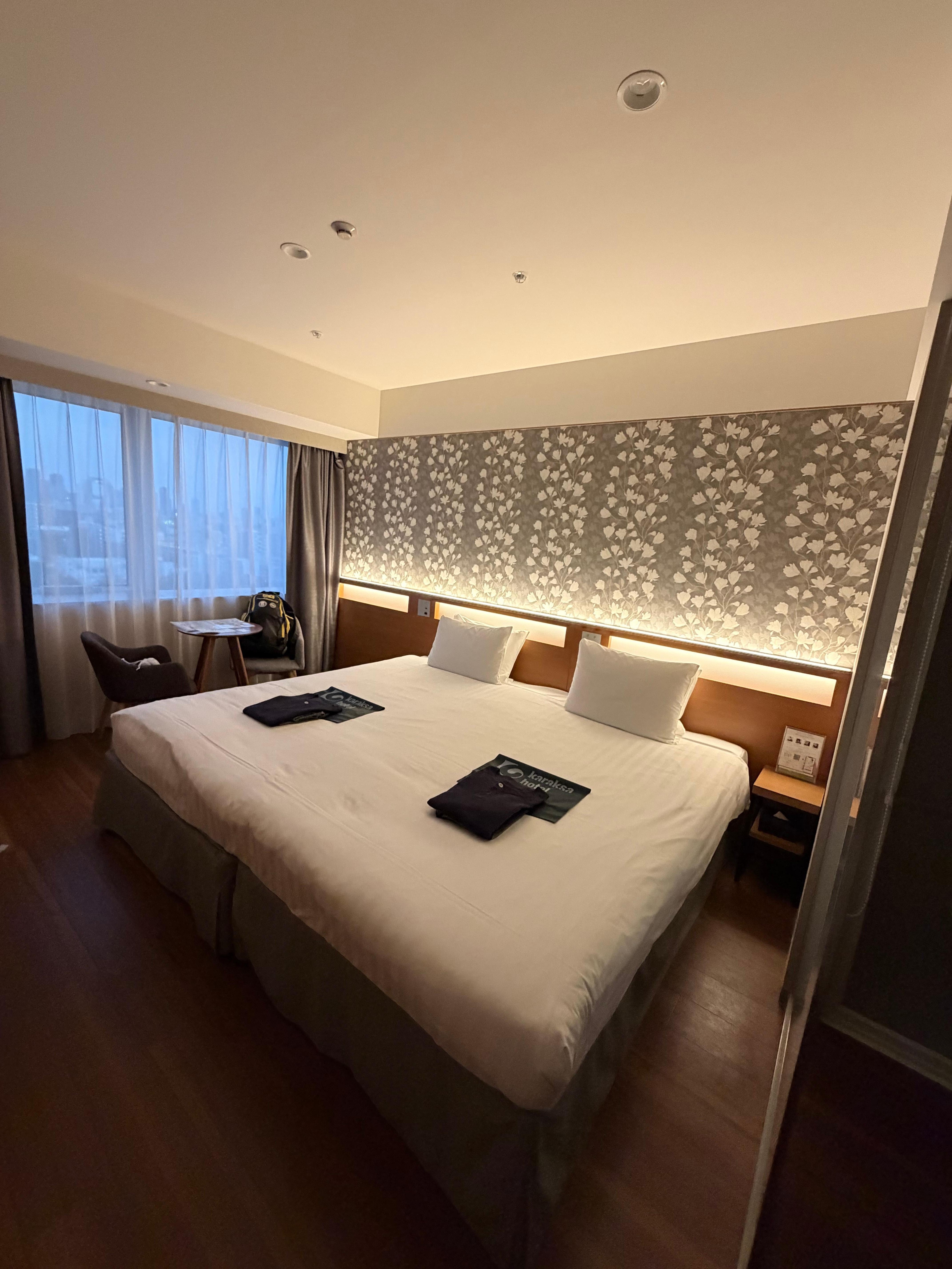 Spacious King sized bedroom