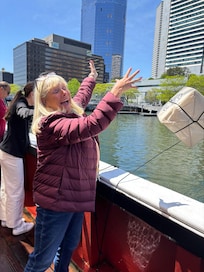 Throwing Tea Overboard / Fun and Well Delivered Tour