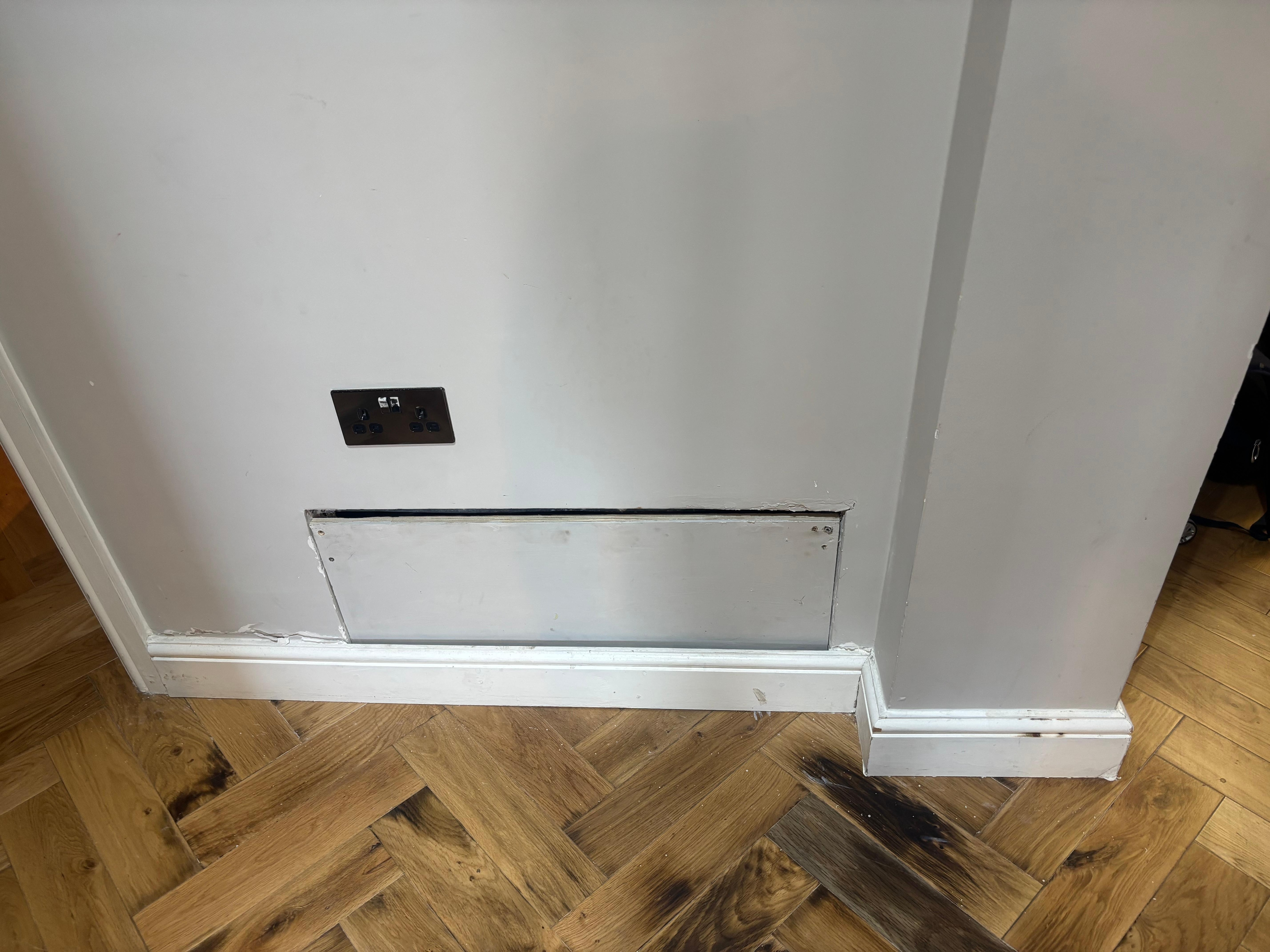 Mysterious plasterboard access hatch