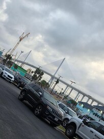 Bridge side view from the front