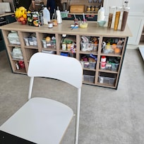 Place to stash your food.