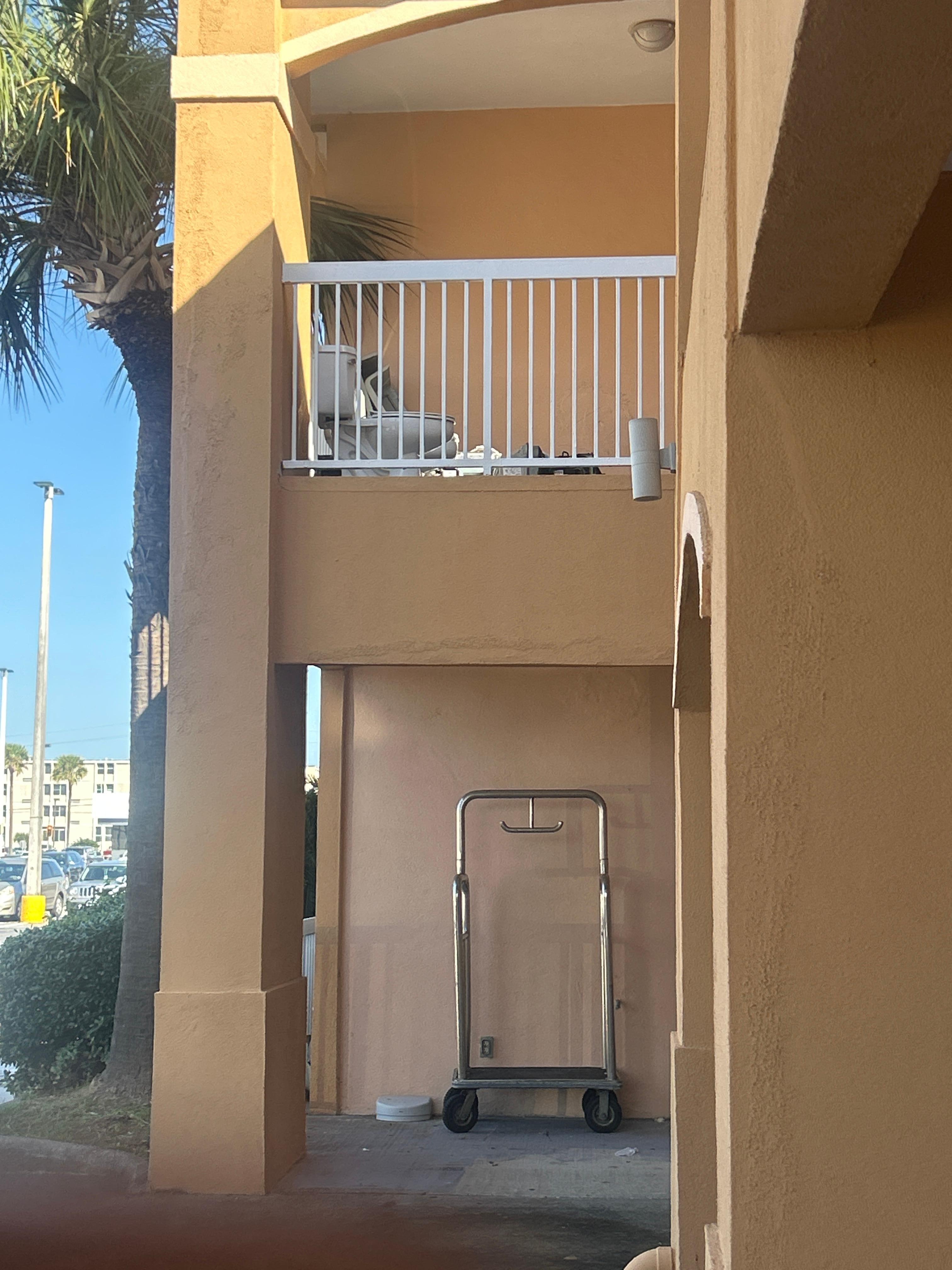 This is the front of the hotel 