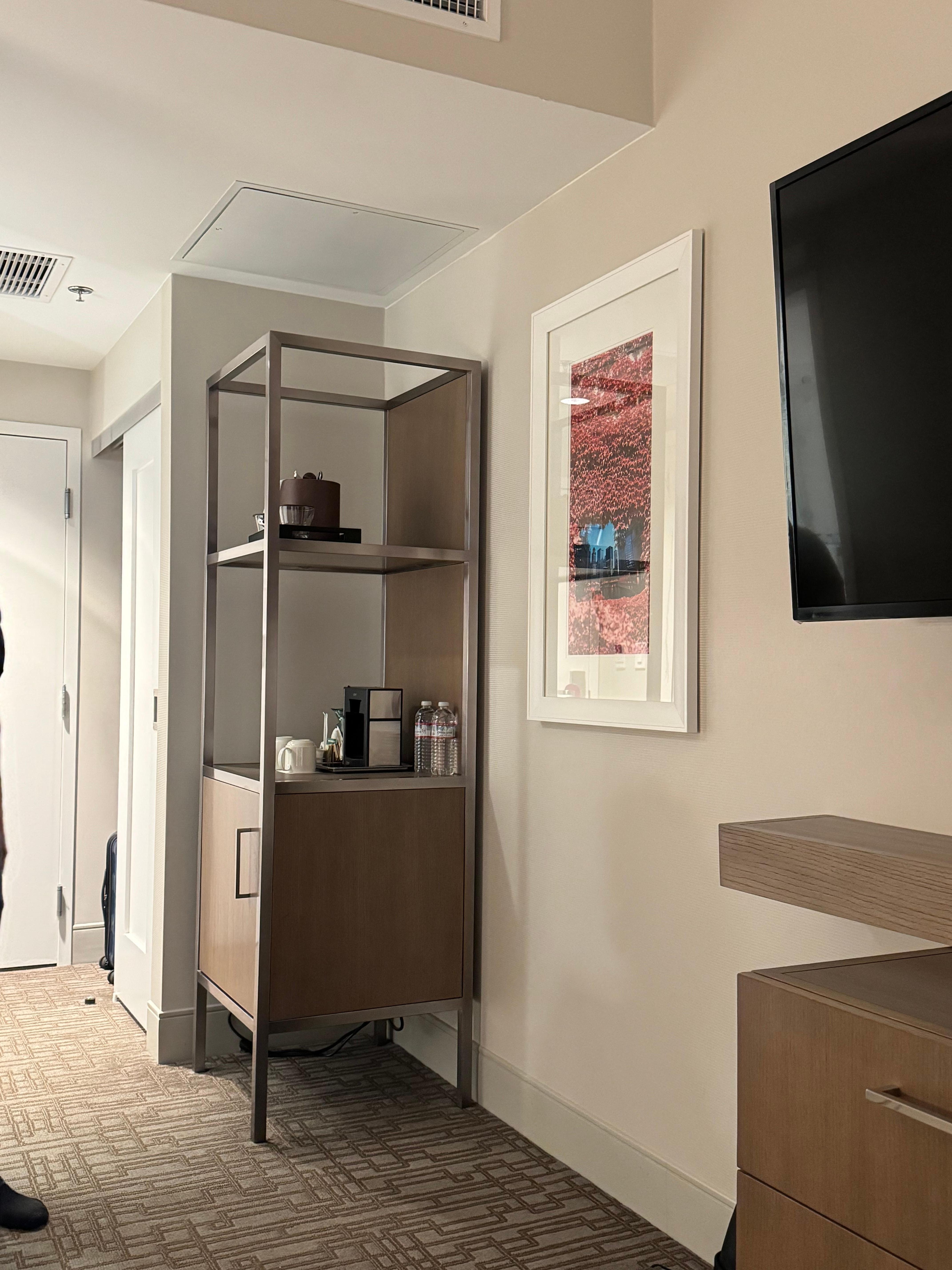 Coffee bar and refrigerator 