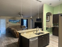 Kitchen/living room area
