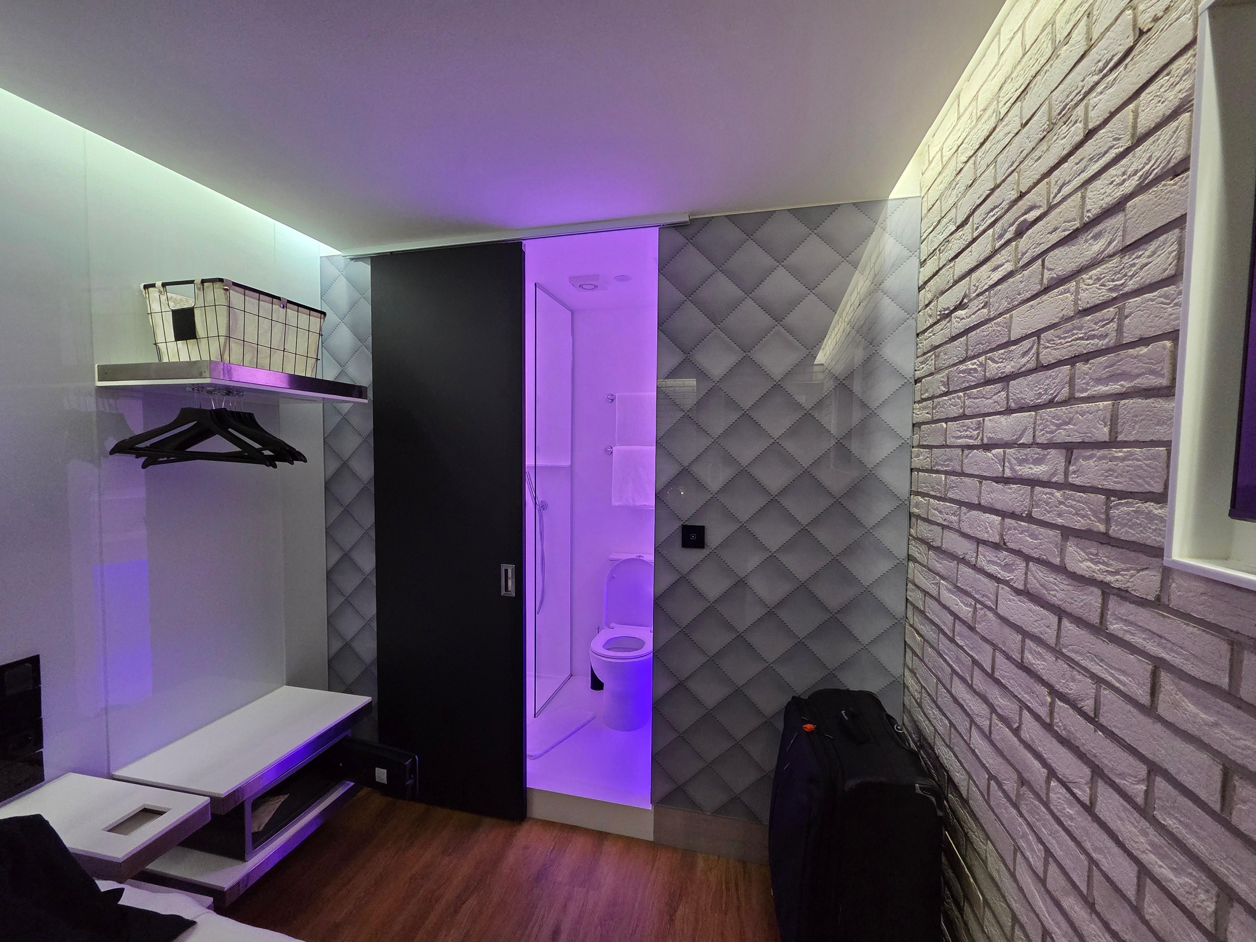Double bed room
