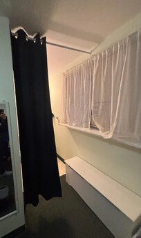 Curtain to washroom