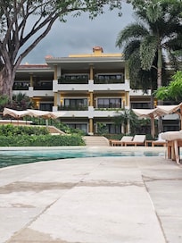 Club room bldg 1