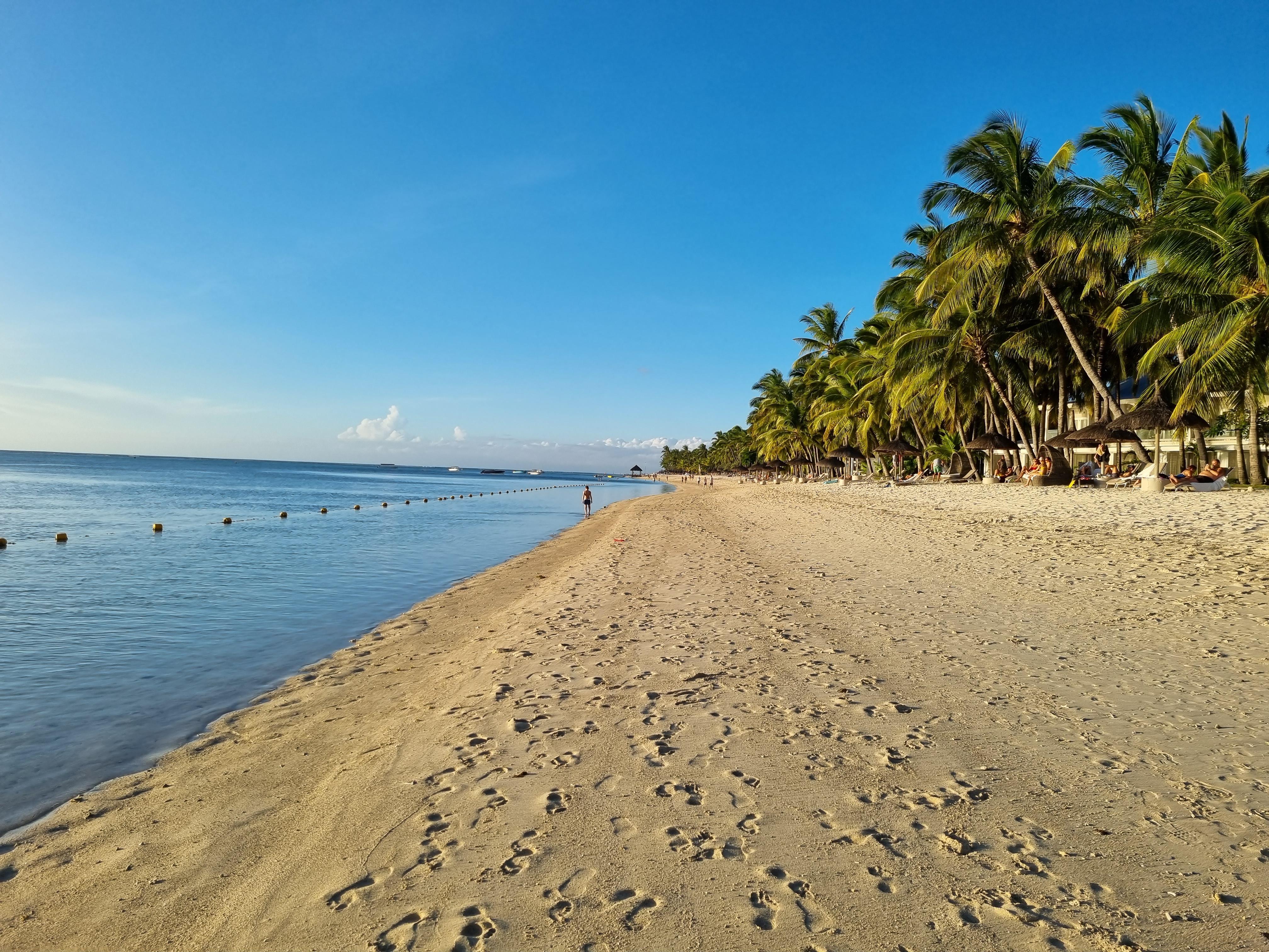 Strand vor dem Hotel