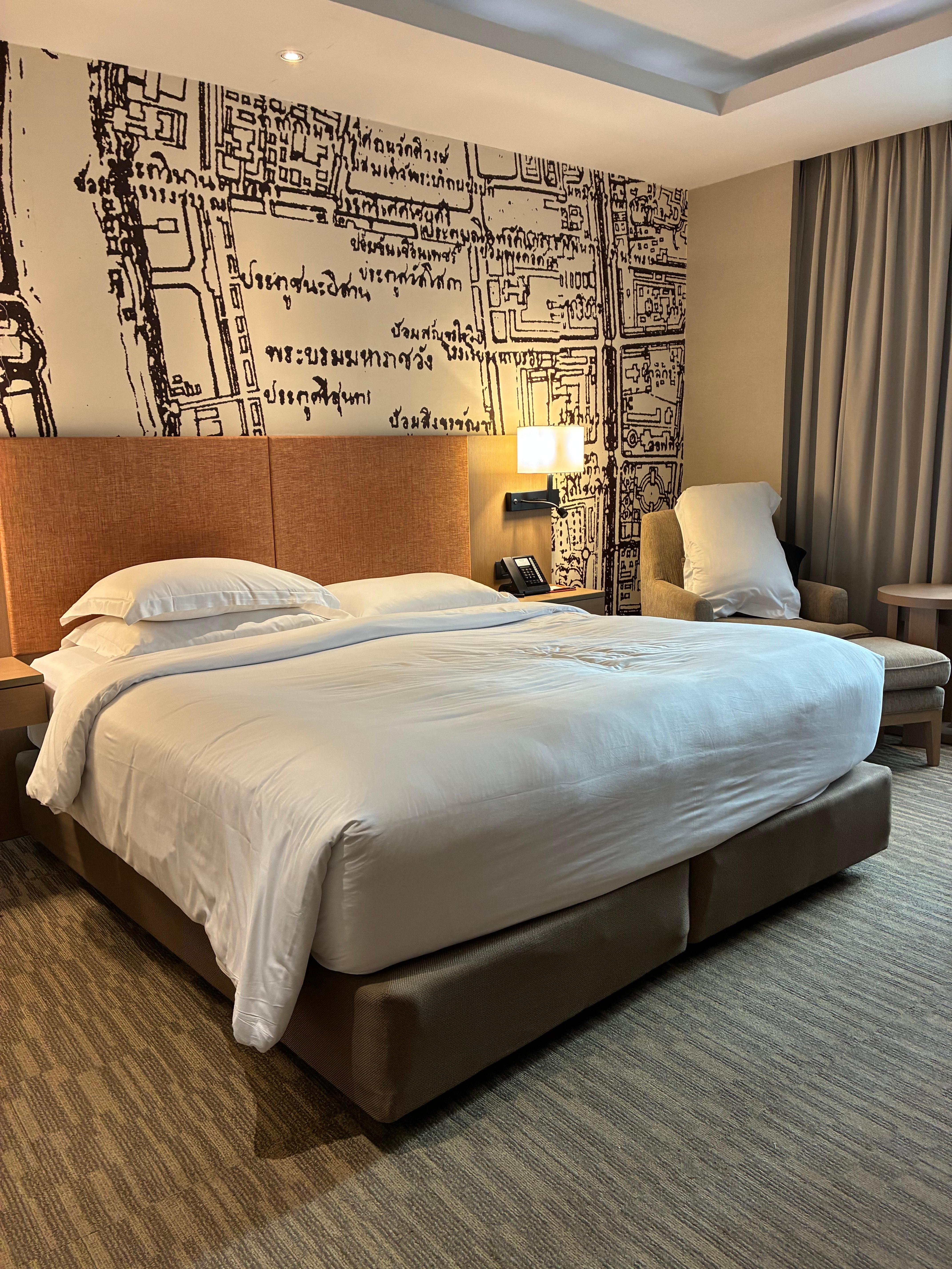 キングサイズ
ゆっくり眠れました。とは言え、左だけ使ってねー