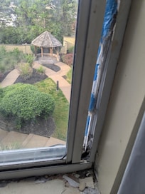 Window wouldn't close