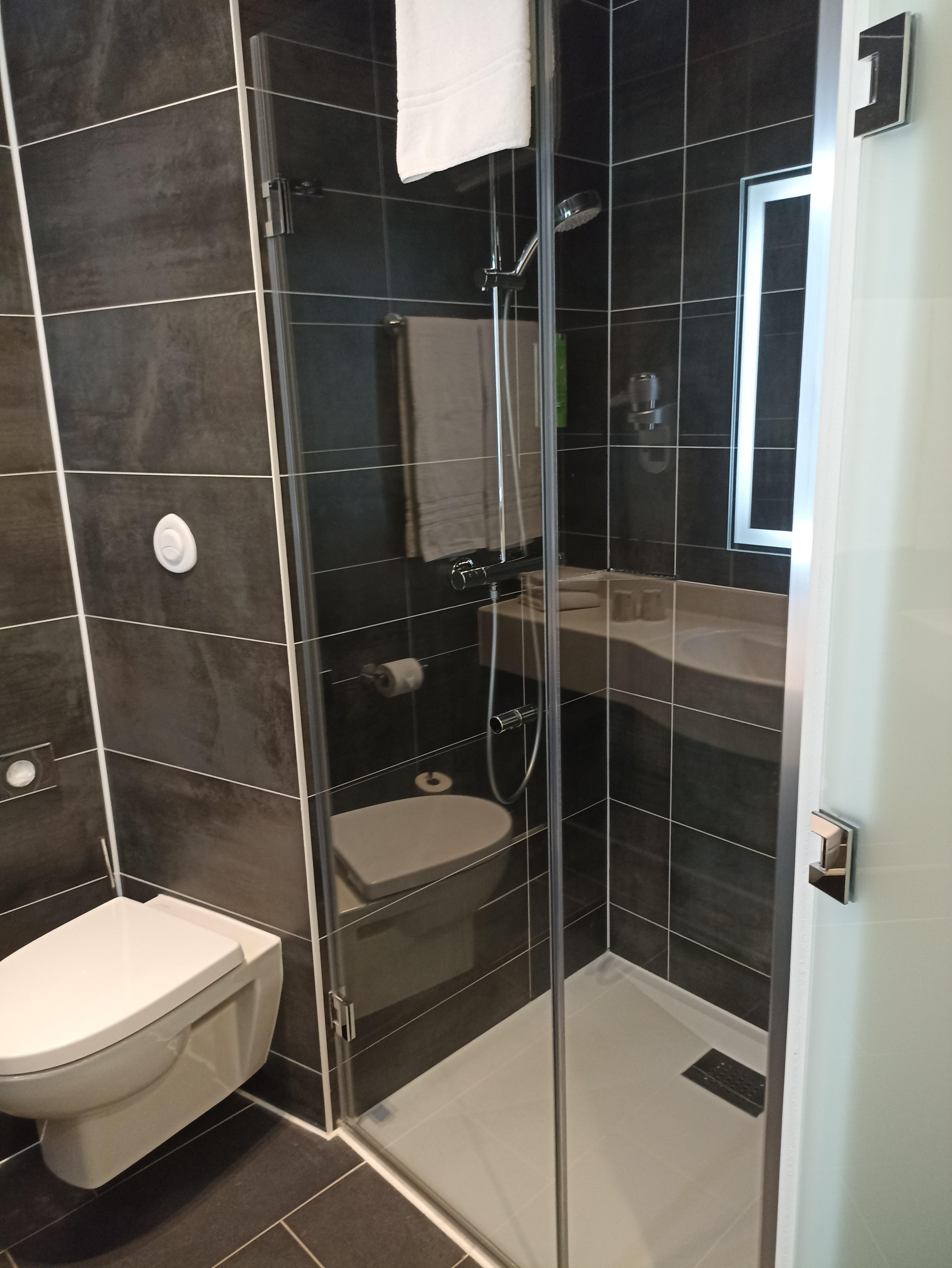 Douche fonctionnelle 