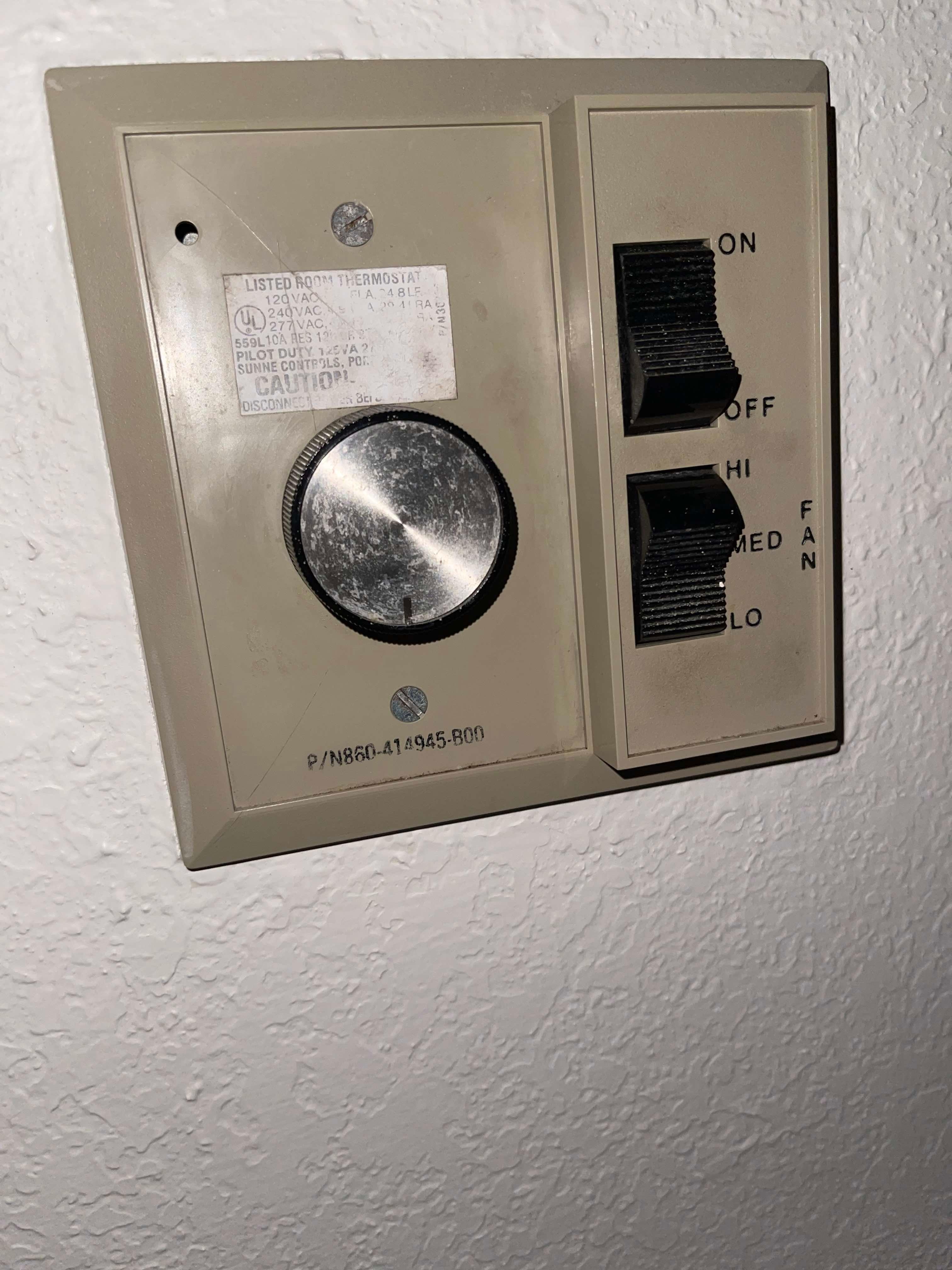 If you know how to work this thermostat, let me know - as we were forced to use this dial without any numbers to control the temperature, the room was either too warm or too cold throughout the night. 
