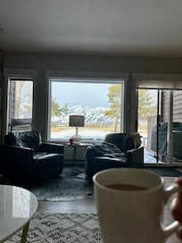 Absolutely gorgeous view for morning coffee 😍☕️