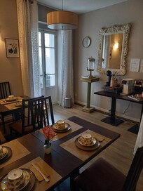 Zona colazione e bar