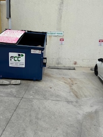 If you compare the picture of the dumpster is not the same as this one.