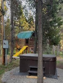 Hot tub was great after long days of hiking.