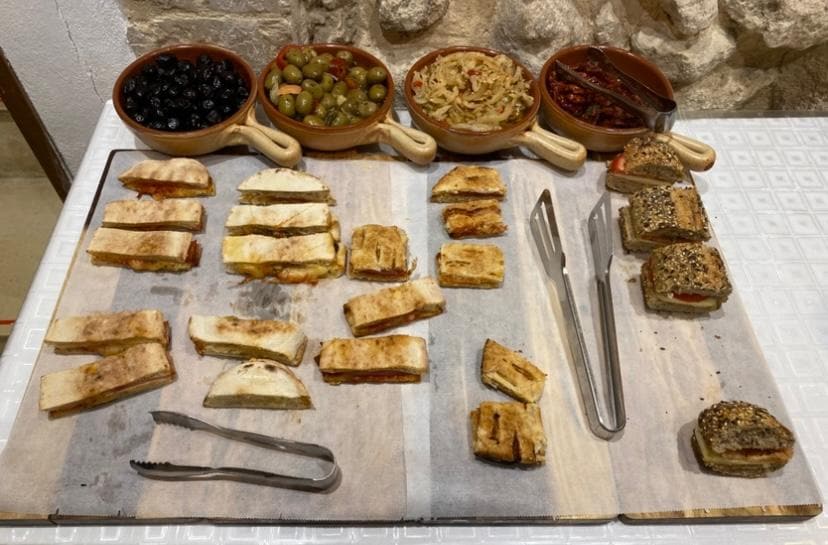 Delicious sandwich bites, very fresh.