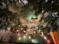 View from the apartment to the Placa.