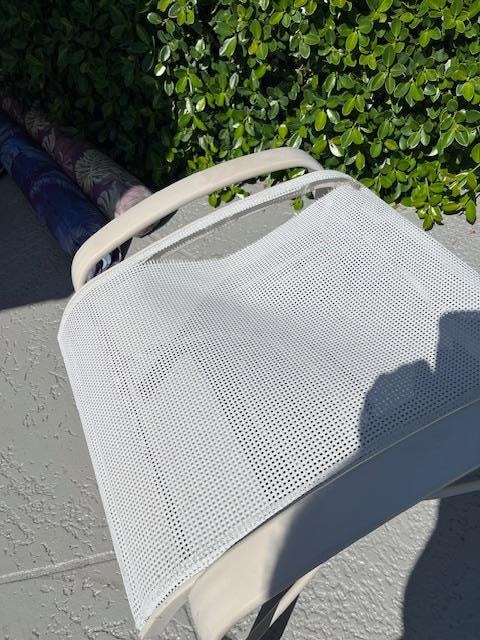 Pool ottoman ripped when sat on