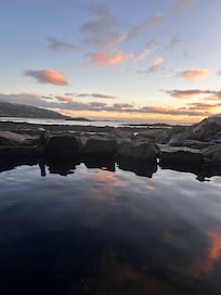 Nearby hotspring tub