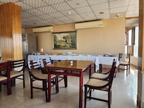 Breakfast room