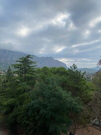 Udsigten fra værelsets altan