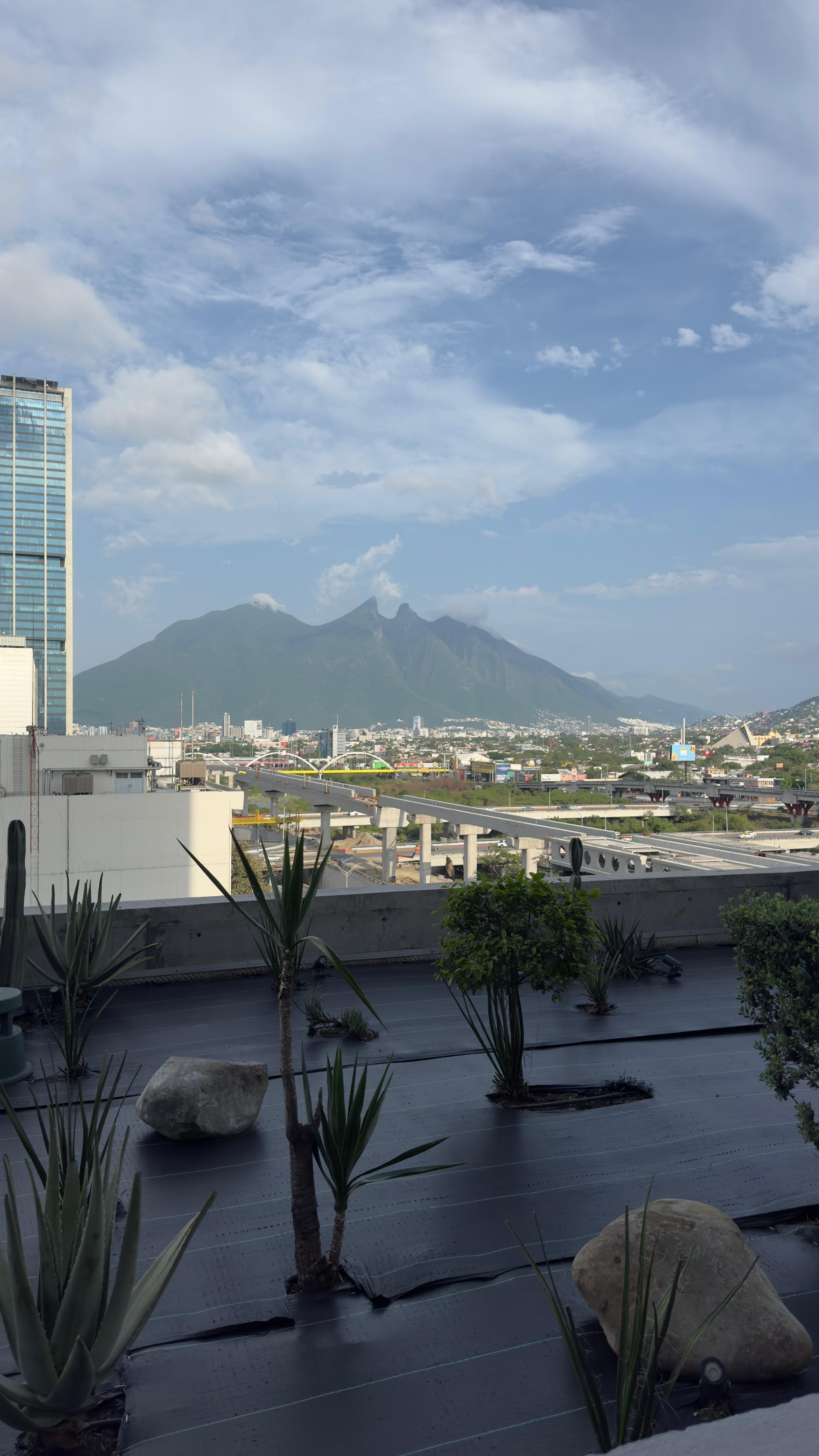 Excelente vista al cerro de la silla