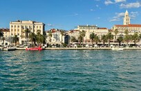 Hotel on the promenade