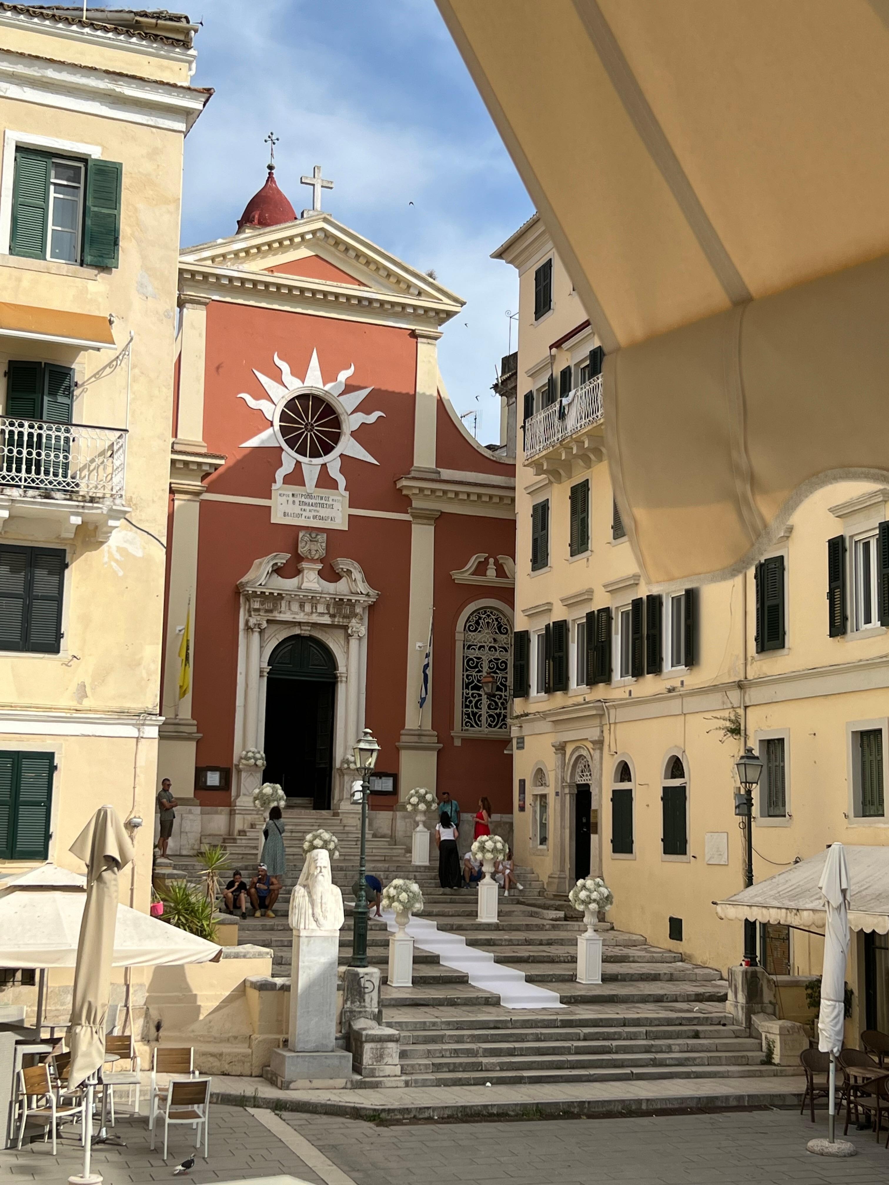 Preparing for a wedding in the square