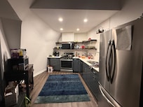 Very nice kitchen stocked with all we needed.