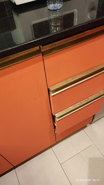 Mould on drawers.