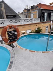 Rooftop plunge pools