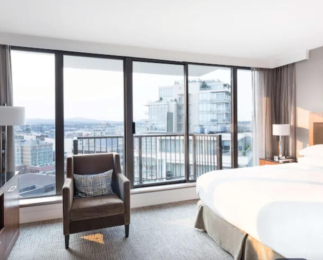 The room is gorgeous and worth every penny