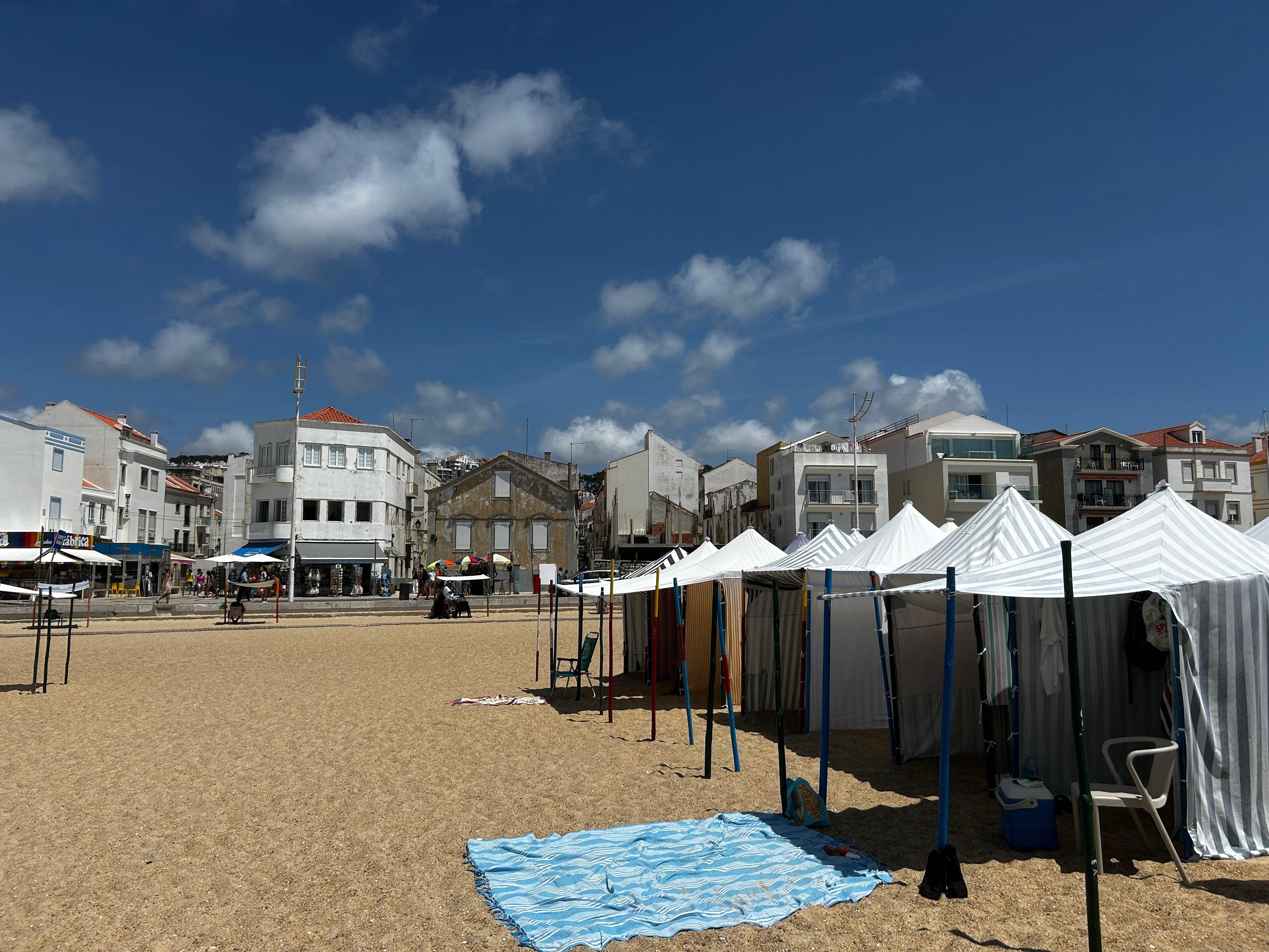 The beach at 2 min walk. 