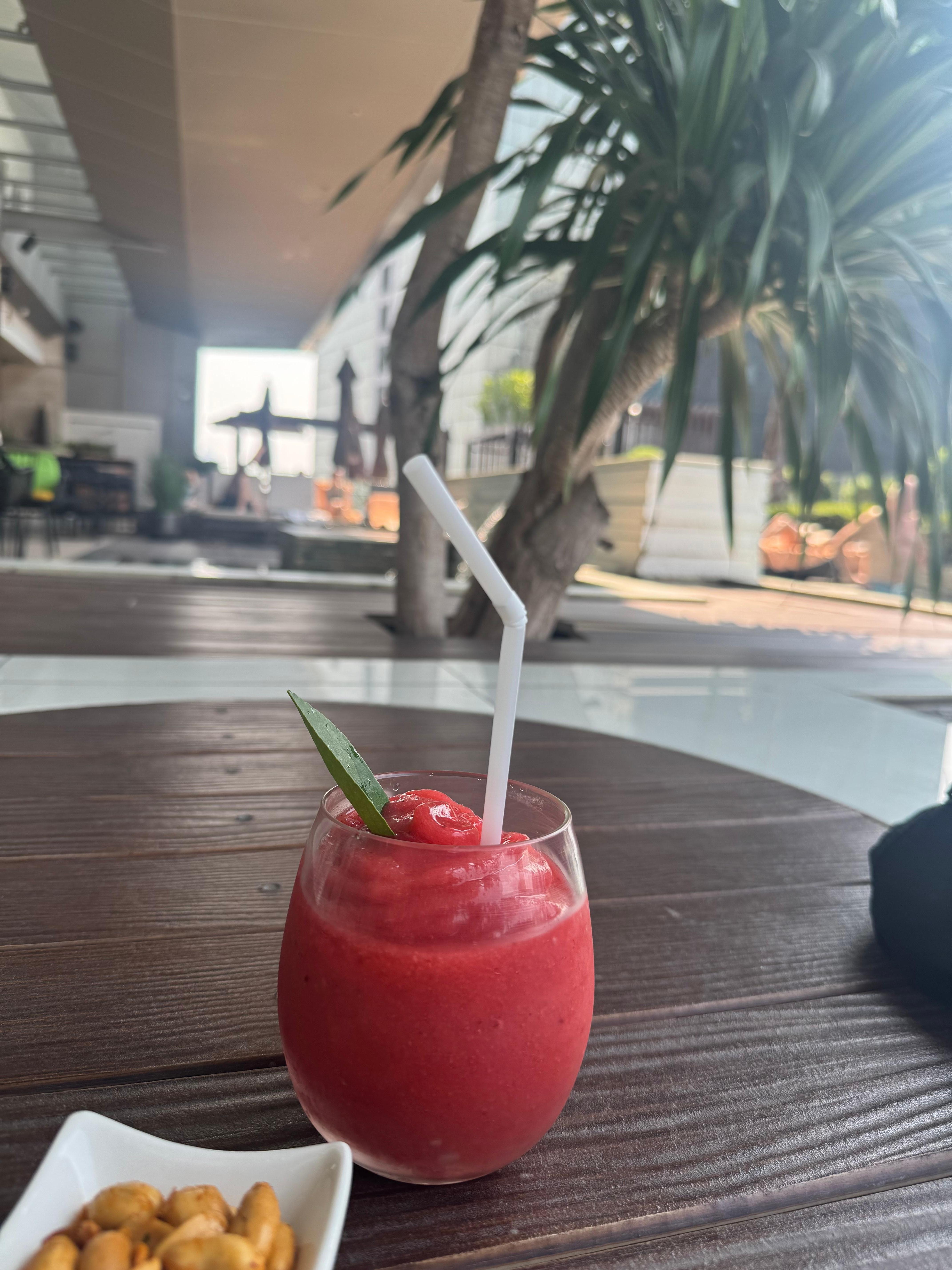 Sehr leckere Cocktails an der Poolbar