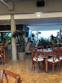 Beautiful restaurant and the breakfast was excellent!!!