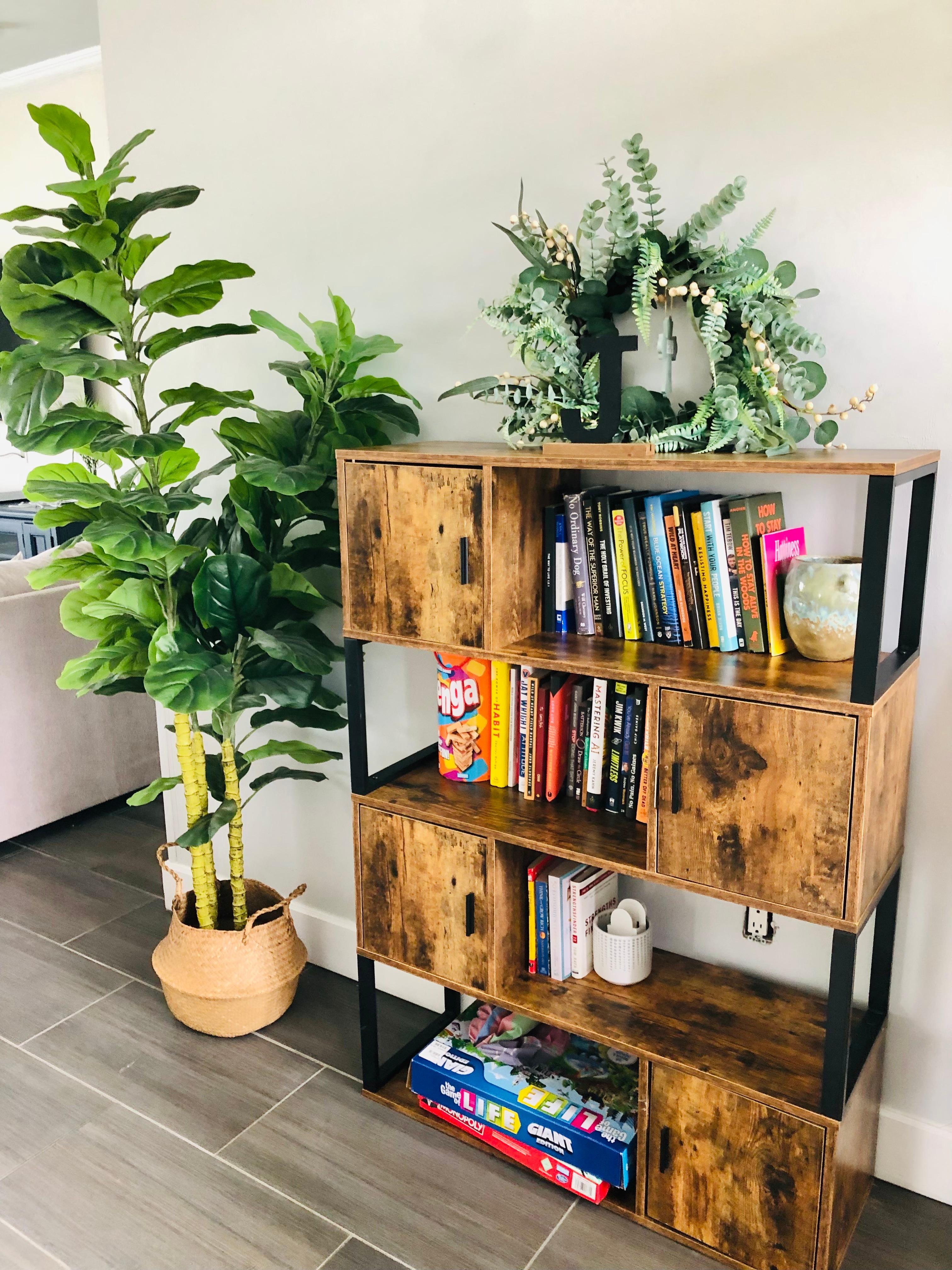 Plenty of books to read and board games